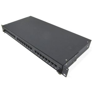Patch panel de 24 RJ45 Cat.5e UTP 1U negro en cajón extraible Reacondicionado